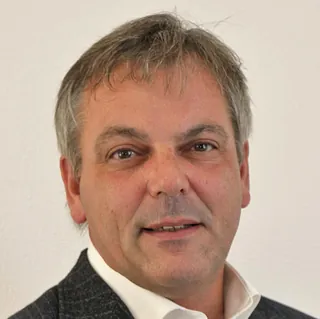 Dipl.-Ing. (FH) Herr Andreas Schörner